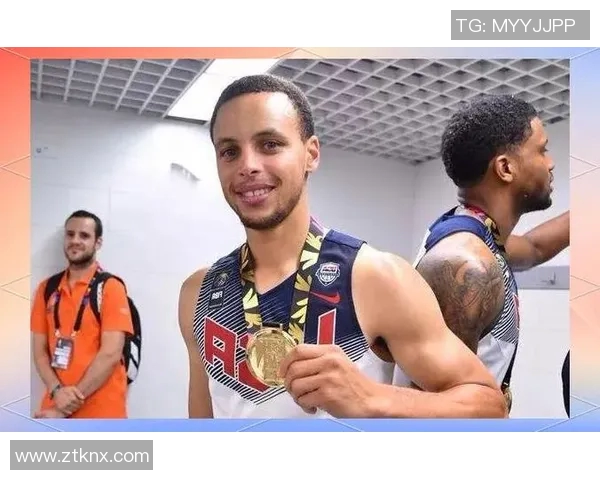 库里推特晒照宣布复出，球迷雀跃期待他的表现